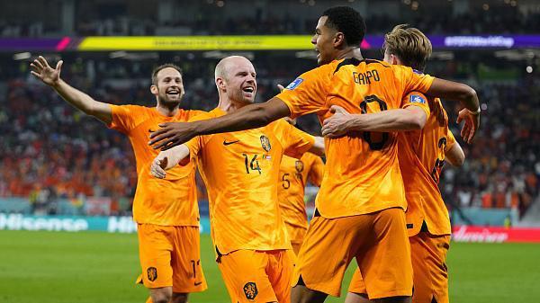 荷兰球员在国际比赛中取得连胜